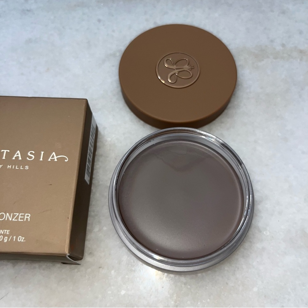 Anastasia Cream Bronzer Hazelnut